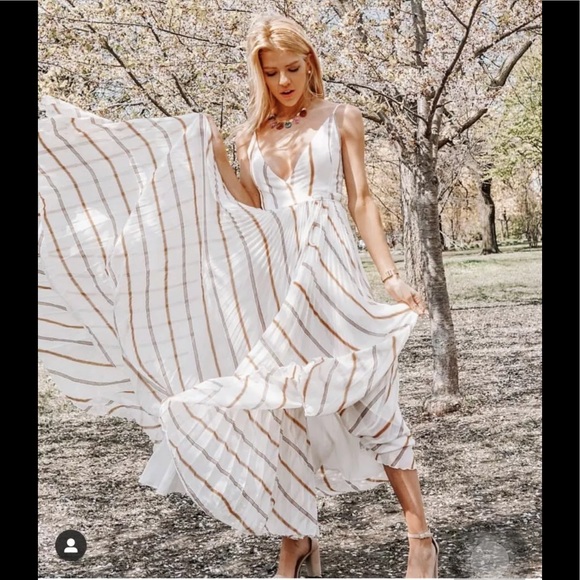 h&m pleated maxi dress